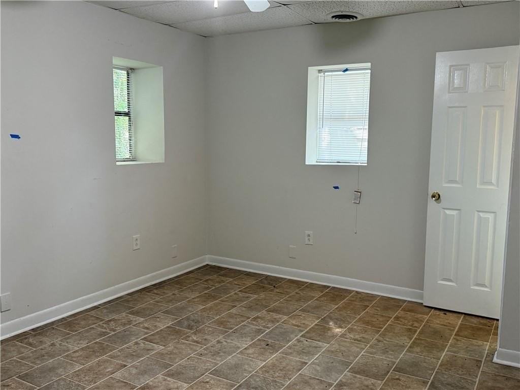 8439 Lake Dr - Photo 3 of 17