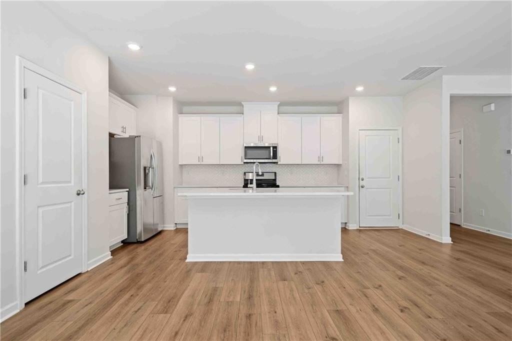 279 Wells Cir - Photo 6 of 35