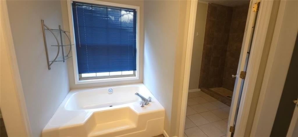 6601 Brittwood Way - Photo 7 of 18