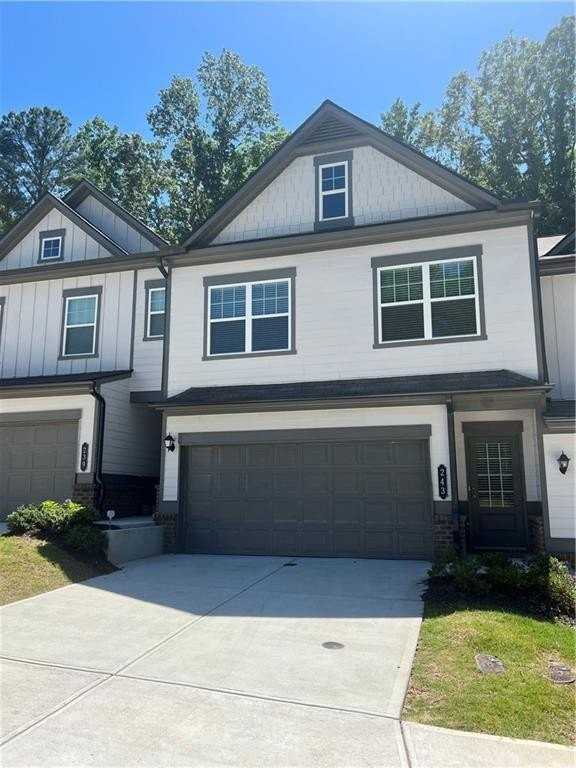 243 Witter Way - Photo 3 of 45