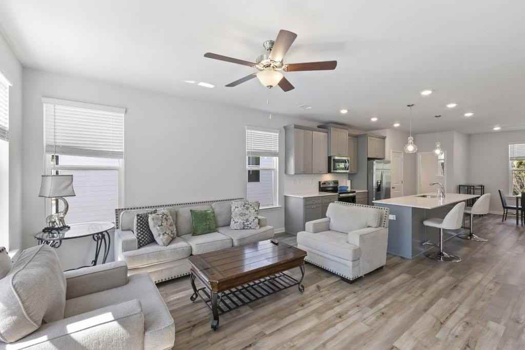 89 89 Werner Brook Way SE - Photo 3 of 14