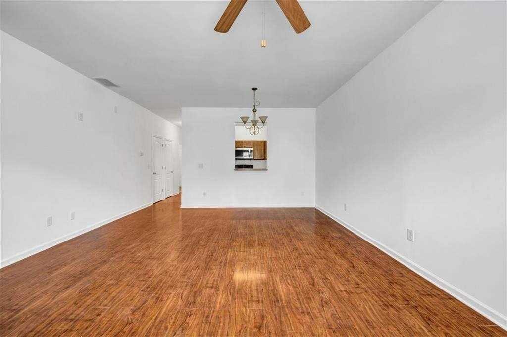 3037 Bonnes Dr - Photo 4 of 14