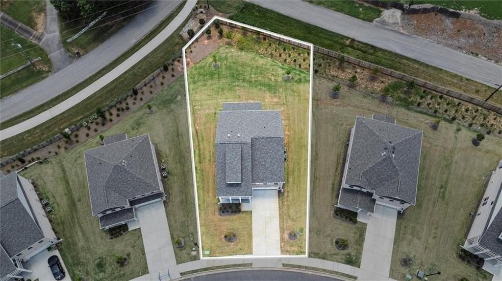 213 Chiswick Loop - Photo 4 of 50