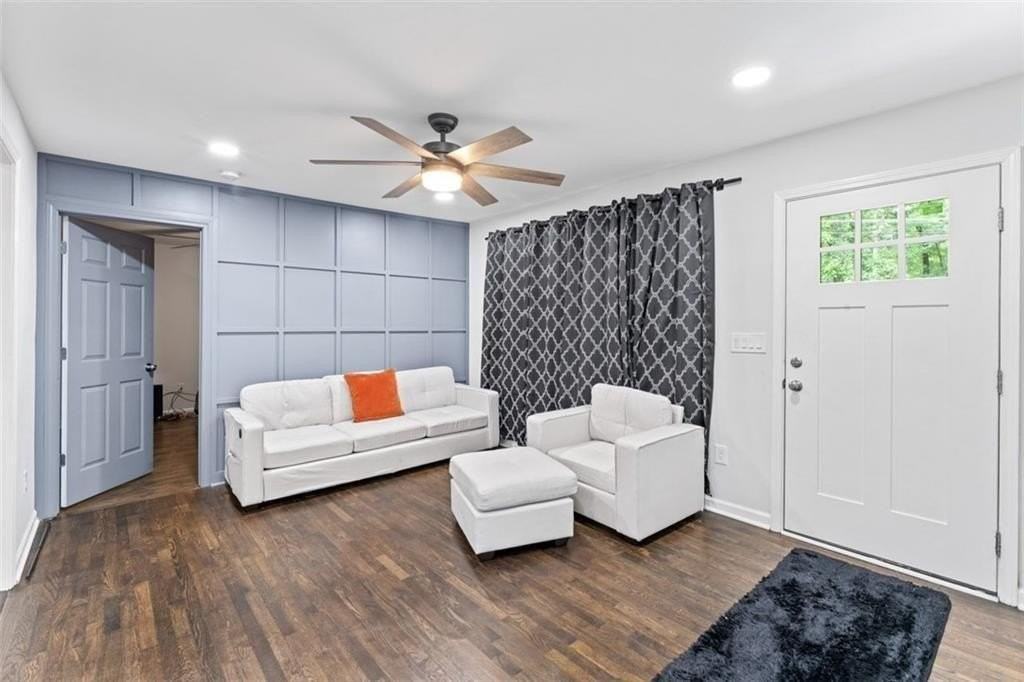 1326 Stella Cir Sw - Photo 6 of 26