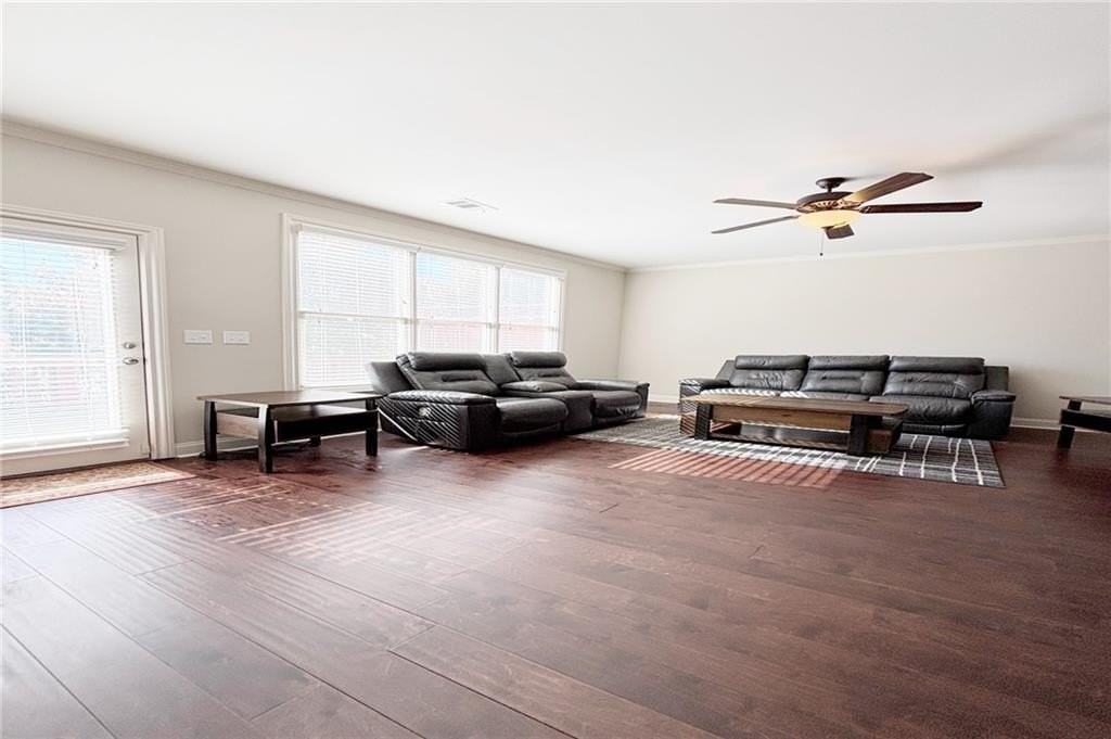 772 Liberty Commons Dr Nw - Photo 4 of 23