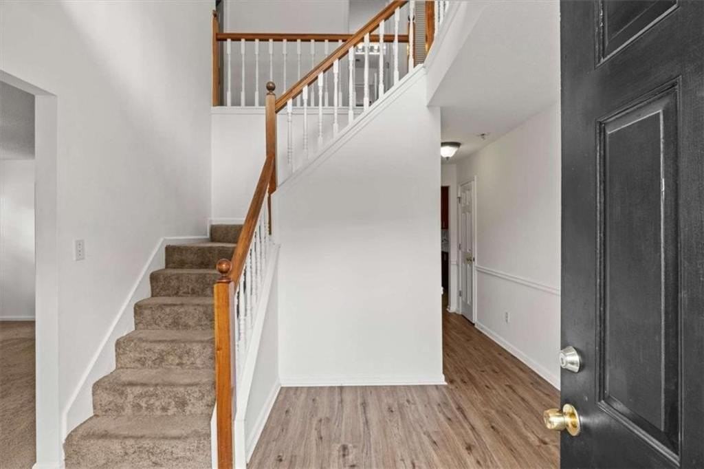 285 Cascade Rise Ct Sw - Photo 3 of 28