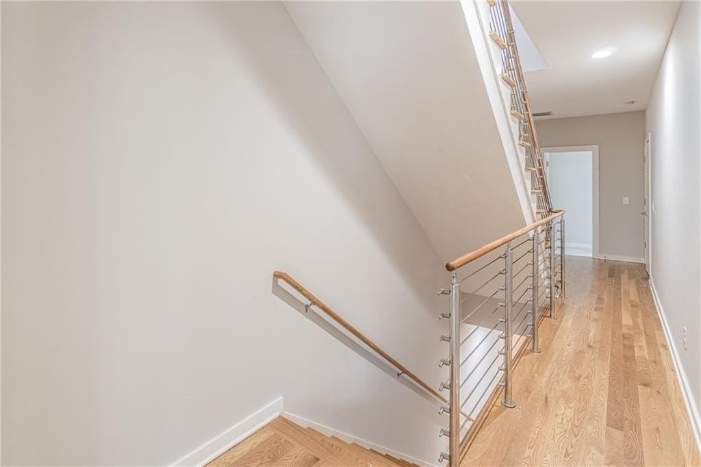 472 Martin St Se #2 - Photo 7 of 25