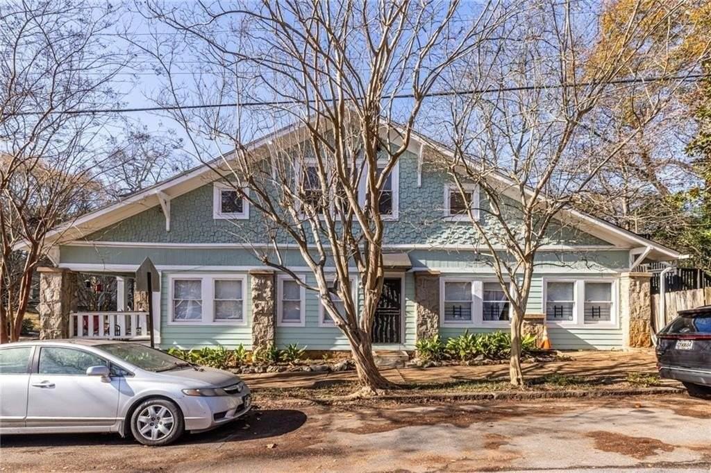 976 Delaware Ave Se Apt 2 #2 - Photo 3 of 24