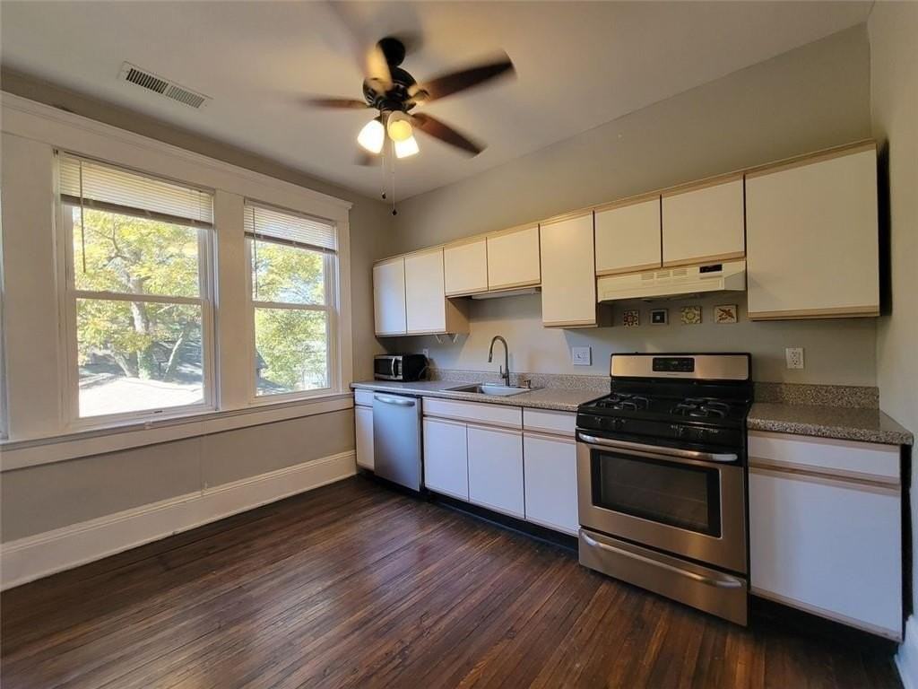 976 Delaware Ave Se Apt 2 #2 - Photo 6 of 24