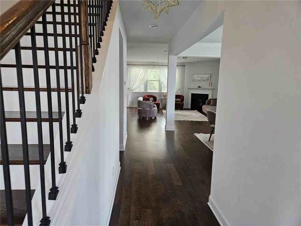 7475 Easton Valley Ln - Photo 3 of 30