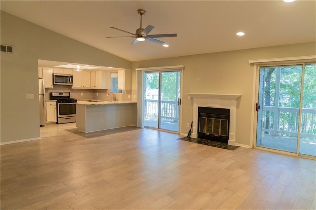 72 Fair Haven Way Se - Photo 4 of 25