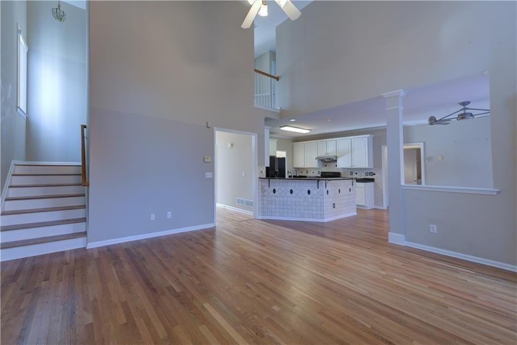 1474 Lake Heights Cir - Photo 5 of 32