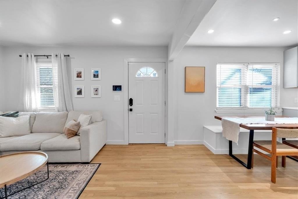 1520 Foote St Ne - Photo 5 of 39