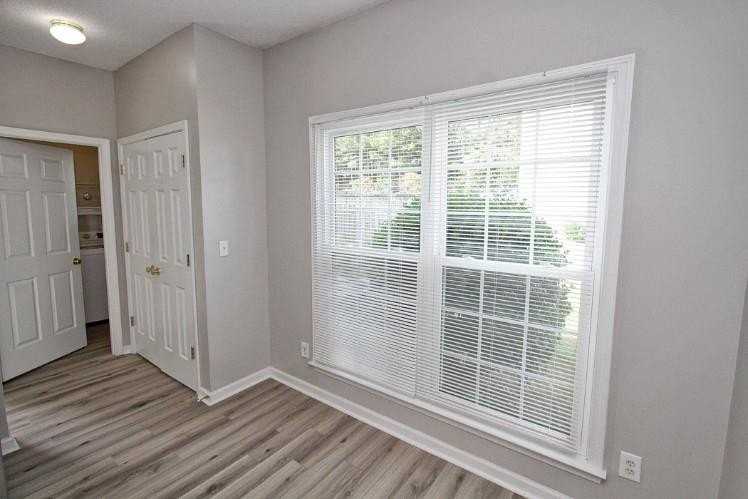 11700 Bentham Ct - Photo 6 of 38