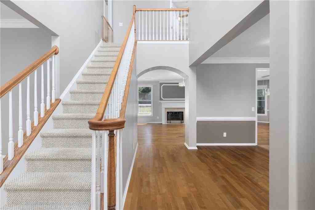 2631 E Madison Dr - Photo 6 of 50