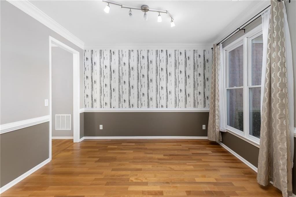 2631 E Madison Dr - Photo 7 of 50