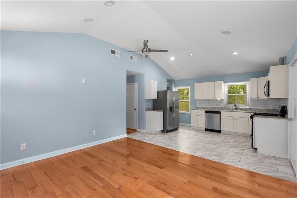 2931 Diana Dr Sw - Photo 3 of 18