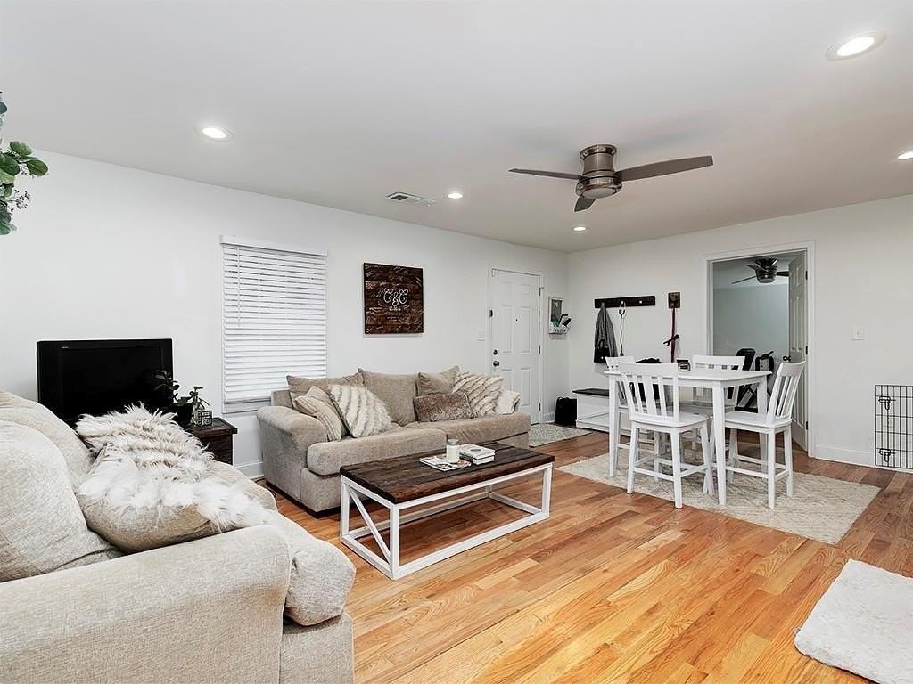 3940 Forrest Ct - Photo 5 of 27