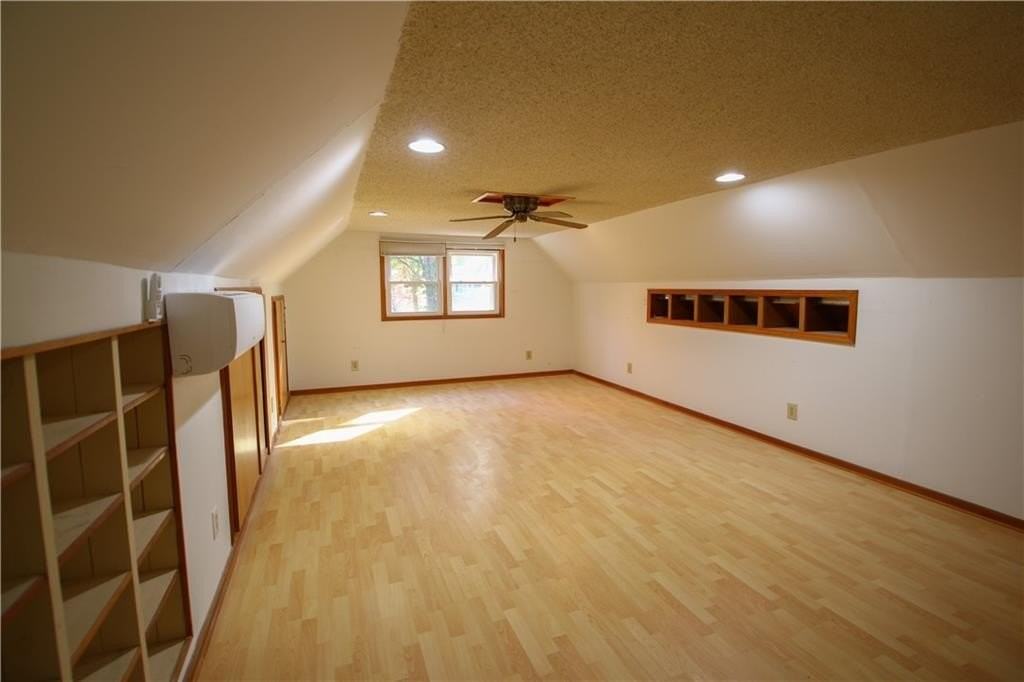 105 Homeport Dr - Photo 2 of 14