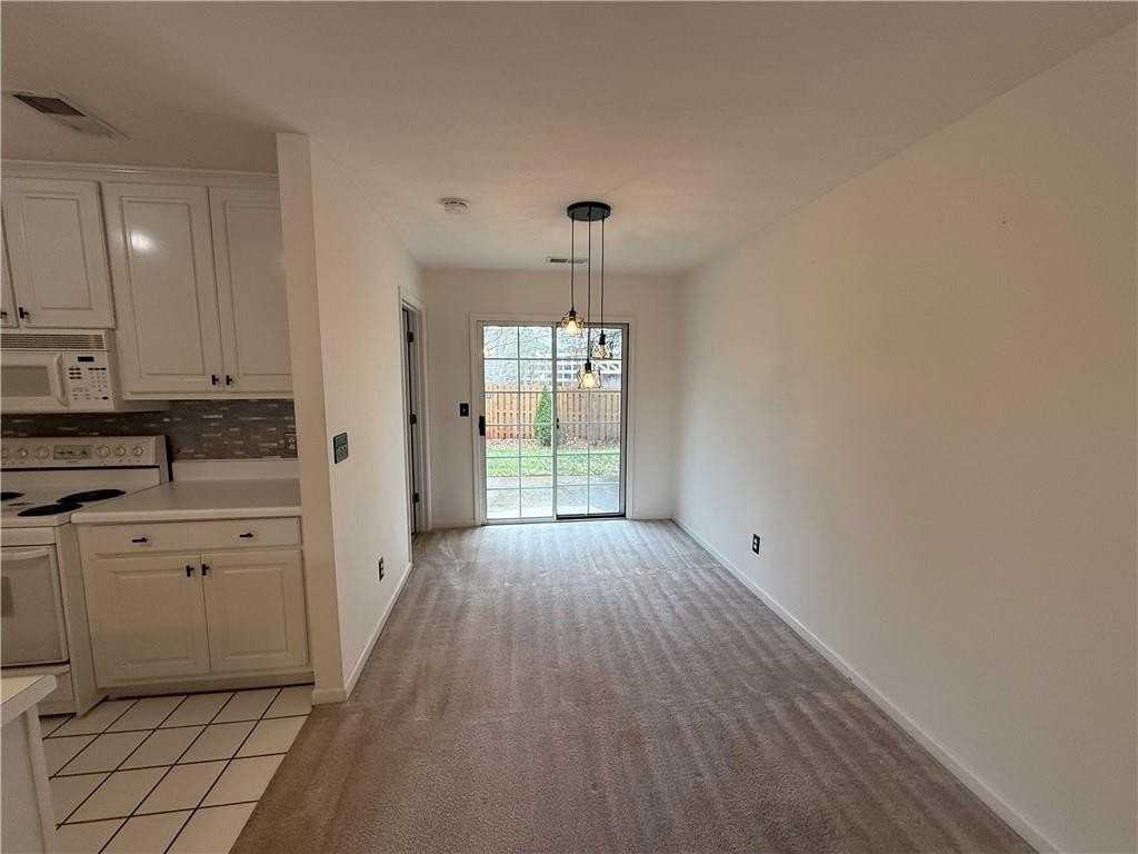 2820 Florence Dr - Photo 3 of 8