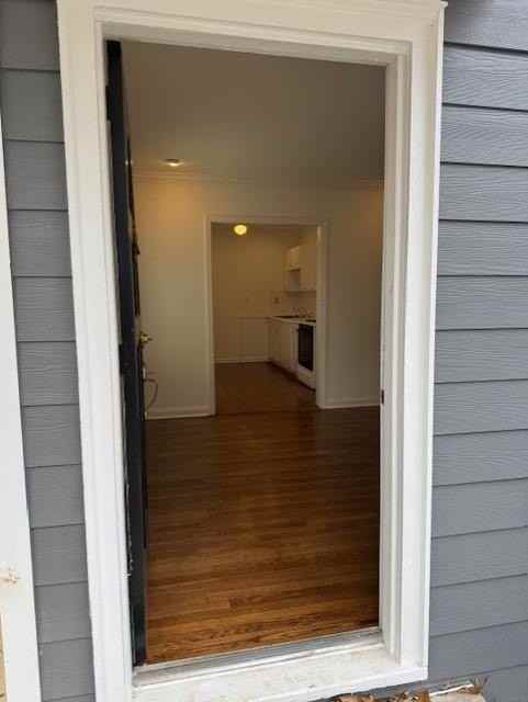 1464 Hawthorne Ave Nw - Photo 2 of 9