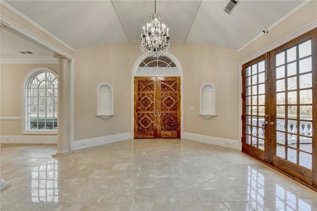 1540 Lipscomb Rd - Photo 4 of 50