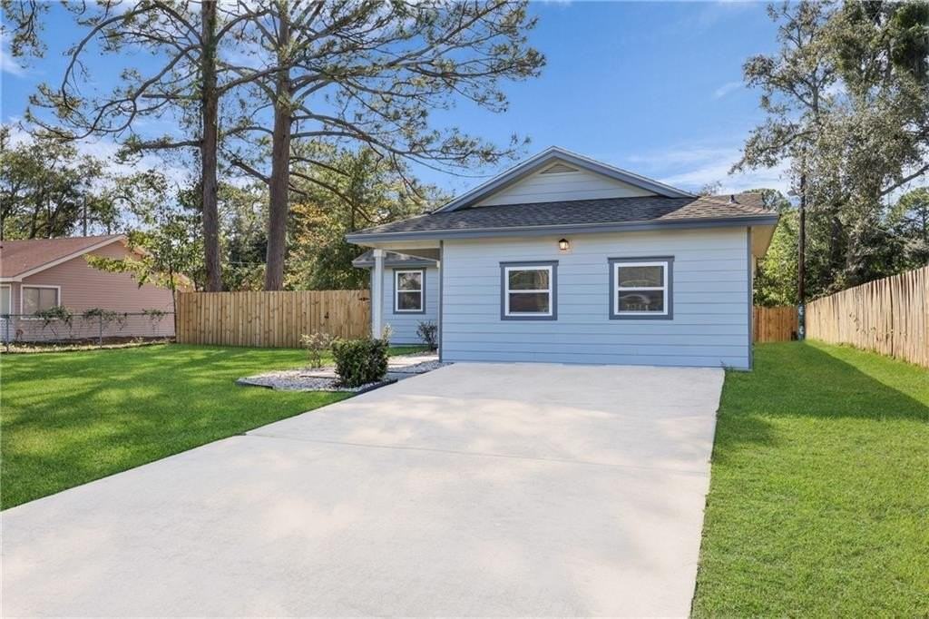 19 Robin Hood Dr - Photo 2 of 28