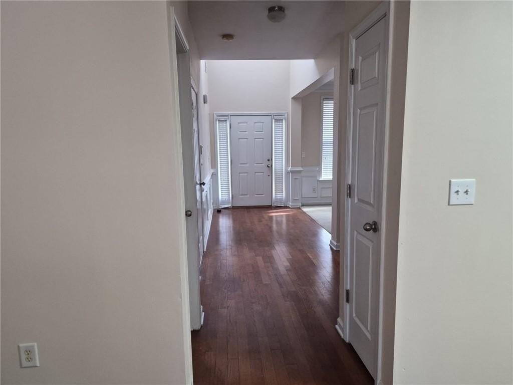 5966 Haddon Pl Se - Photo 5 of 35