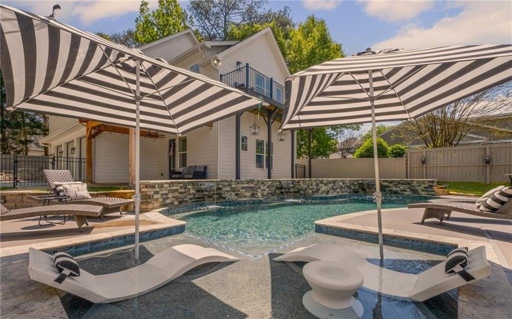 8175 Main St - Photo 5 of 50