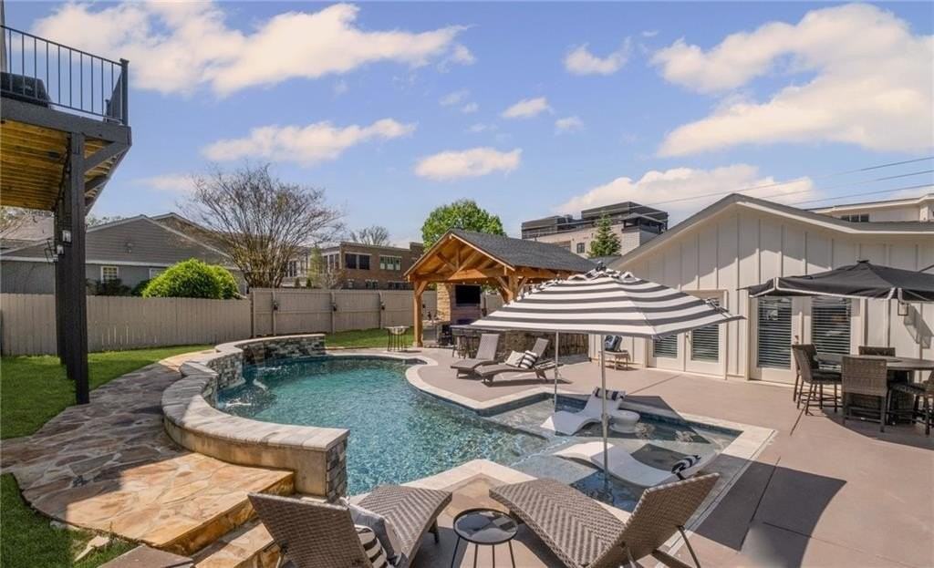 8175 Main St - Photo 6 of 50