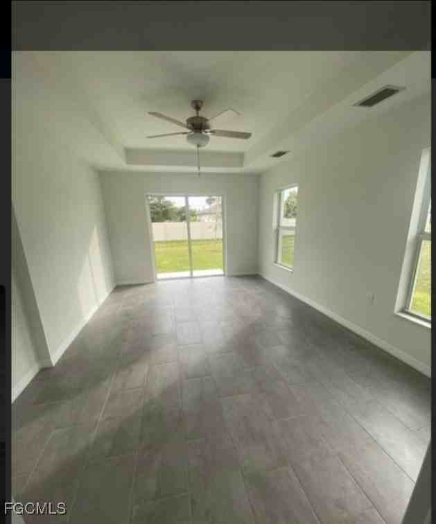 2926 Diplomat Pkwy W - Photo 7 of 18