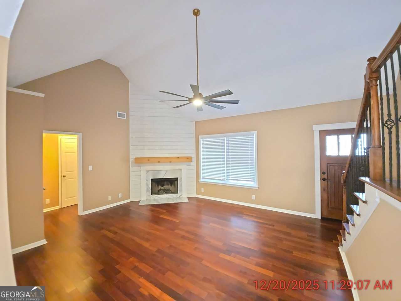 155 Stroud Rd - Photo 7 of 23