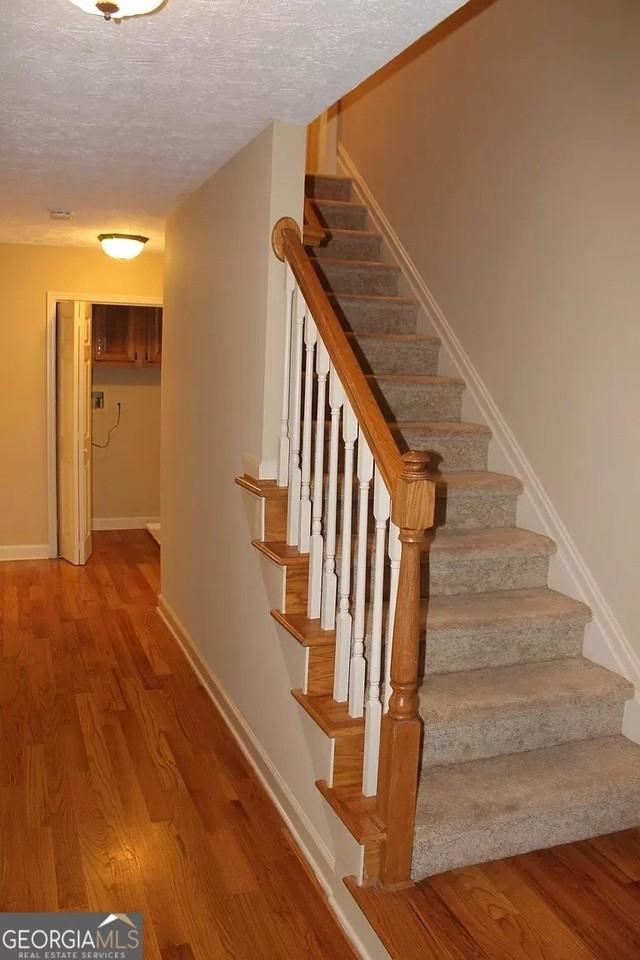 5745 Hendrix Rd - Photo 5 of 18