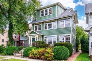 featured image of 185 Broad St #1