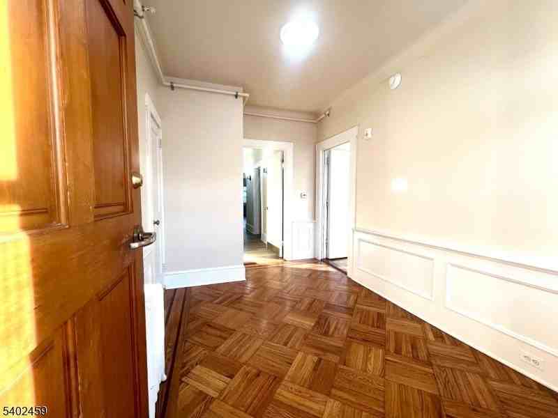 185 Broad St #1 - Photo 3 of 19