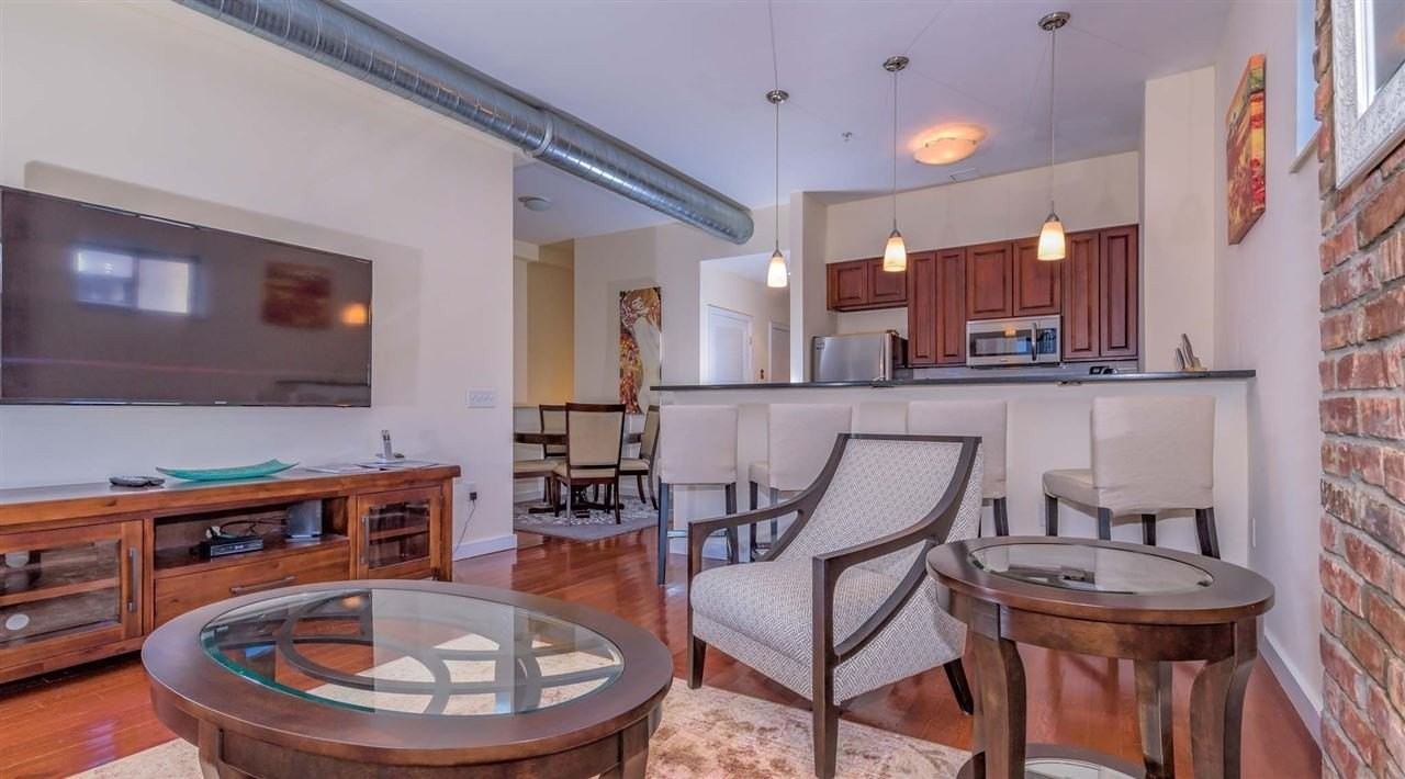 340 Grove St #3A - Photo 3 of 9