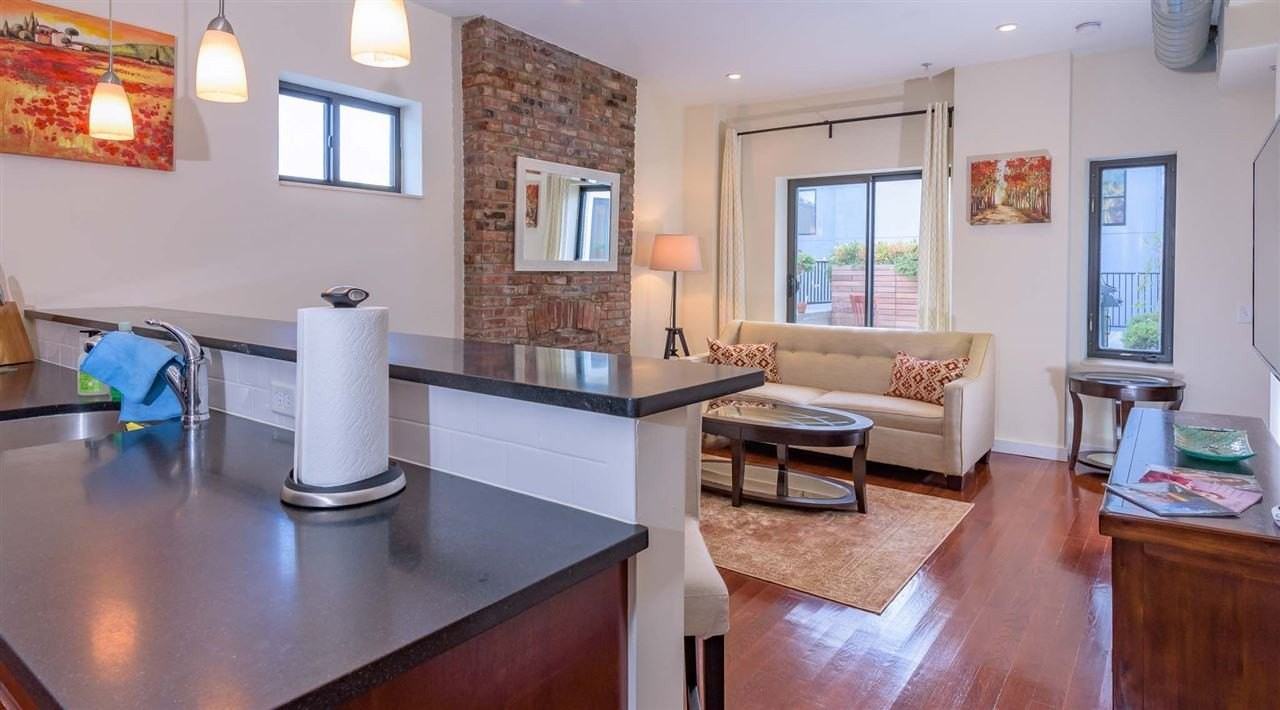 340 Grove St #3A - Photo 4 of 9