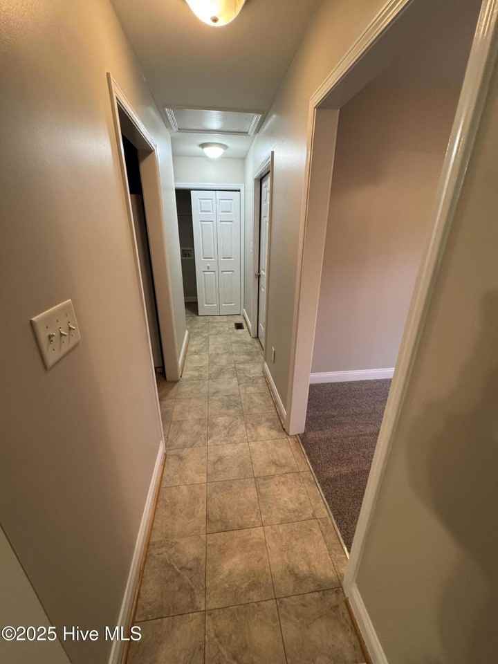 124 Norris Rd - Photo 4 of 10