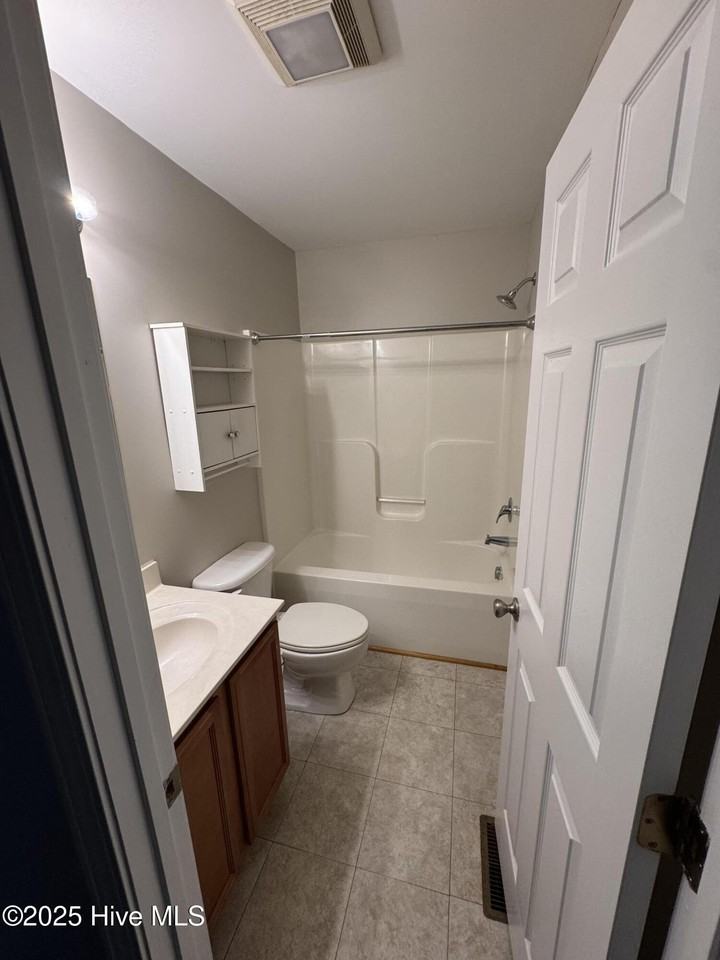 124 Norris Rd - Photo 7 of 10