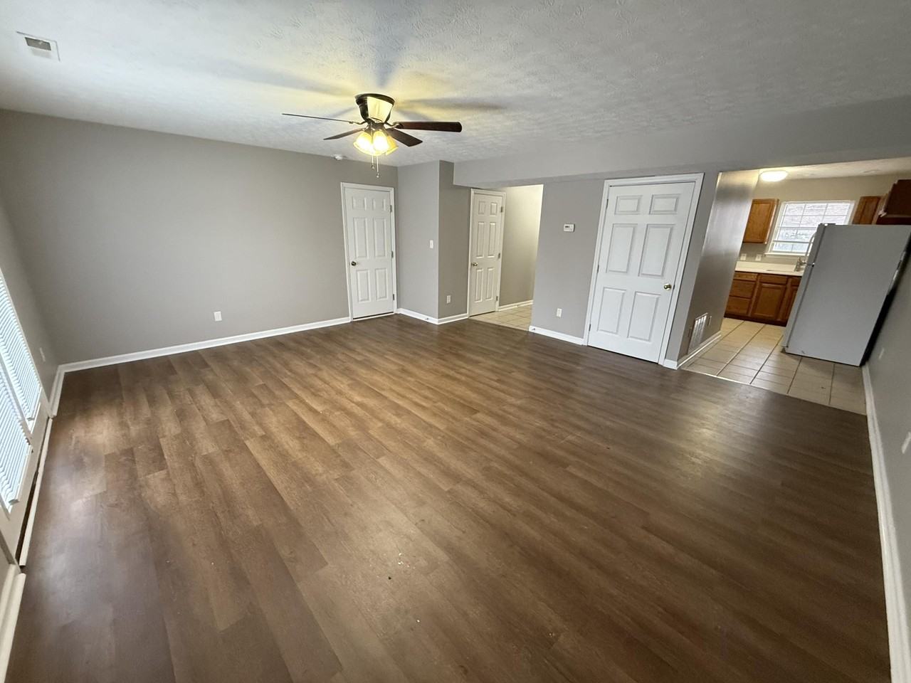 207 Tan Bark Dr - Photo 2 of 15