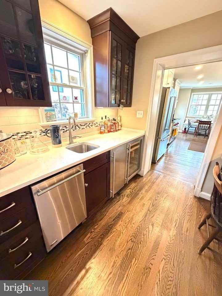 4318 Lynbrook Dr - Photo 7 of 18