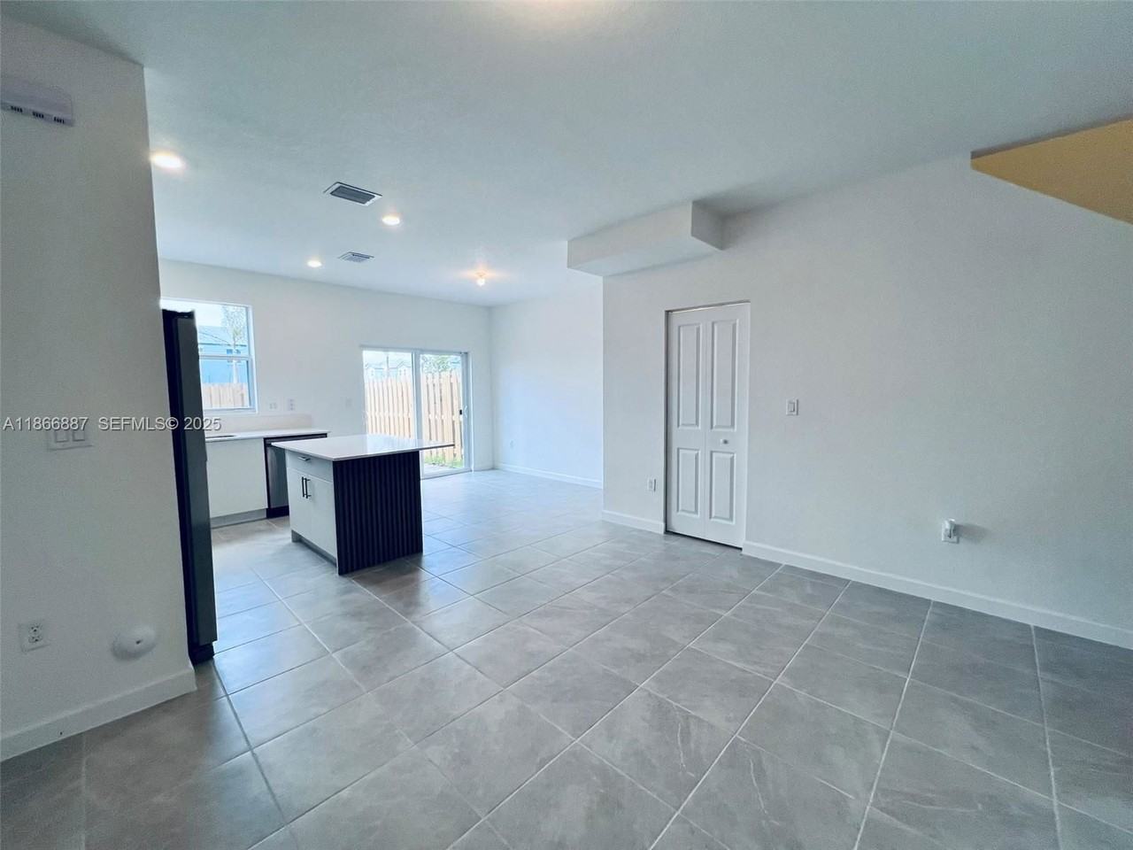 17955 Sw 358th St - Photo 6 of 8