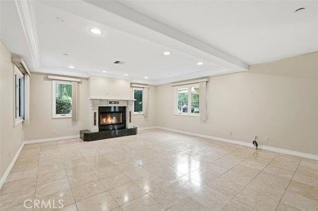 233 S Irena Ave #1 - Photo 5 of 8