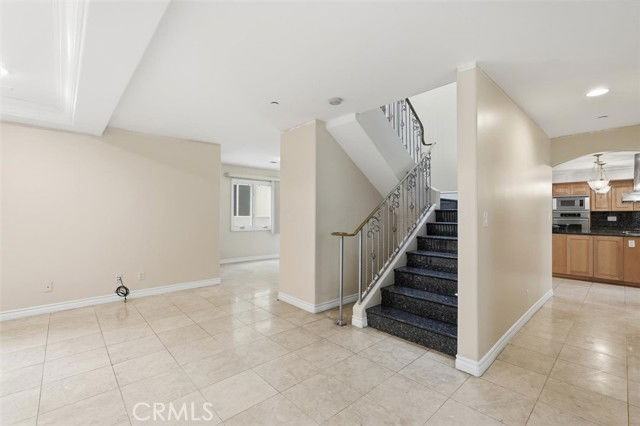 233 S Irena Ave #1 - Photo 6 of 8