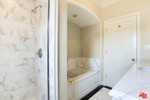 featured image of 151 S Rodeo Dr