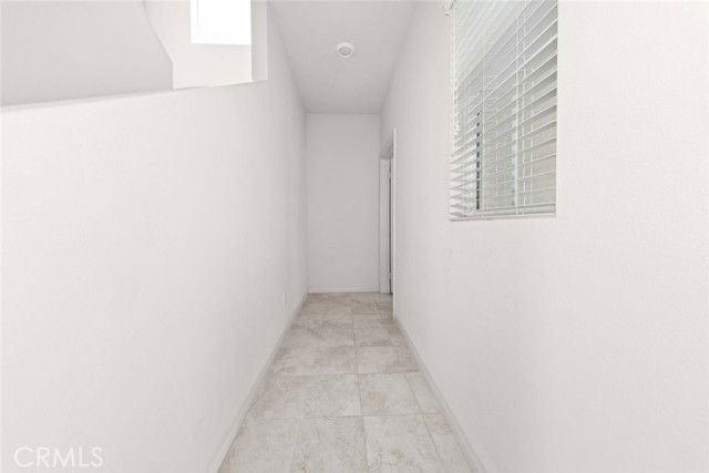 11640 Eldridge Ave - Photo 6 of 7