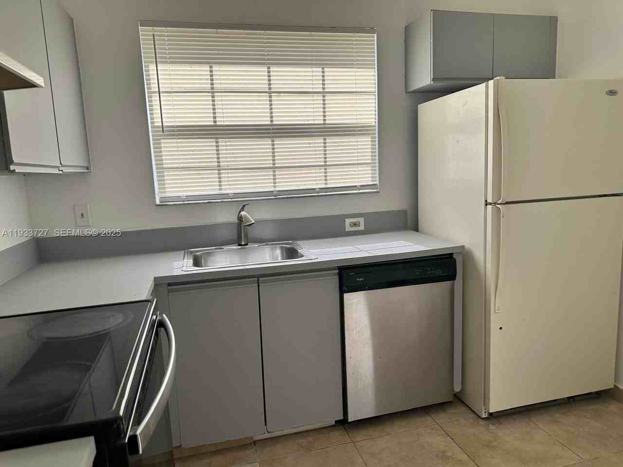 891 Cypress Park Way #C6 - Photo 3 of 17