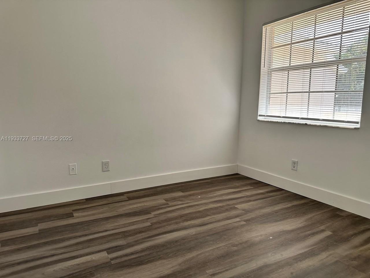 891 Cypress Park Way #C6 - Photo 5 of 17