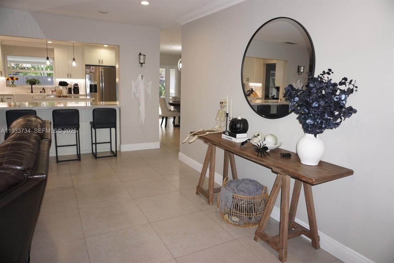 10350 Sw 16th St #0 - Photo 4 of 48