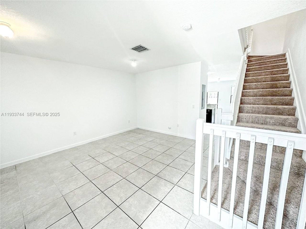 15065 Sw 115th St #15065 - Photo 6 of 24